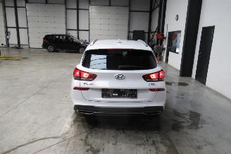 Hyundai I-30 BREAK picture 4