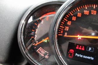 Mini Cooper SEDAN picture 27