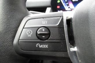 BMW iX1 SUV picture 23