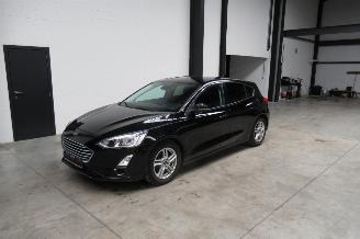 krockskadad bil auto Ford Focus COOL&CONNECT 2018/12