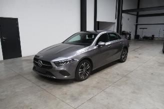 skadebil auto Mercedes A-klasse BERLINE 2024/6