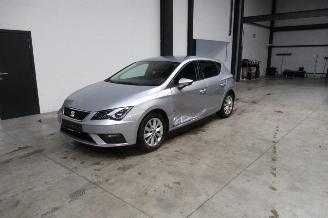 skadebil auto Seat Leon STYLE 2020/6