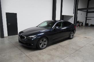 uszkodzony samochody osobowe BMW 3-serie GRAN TURISMO 2017/2