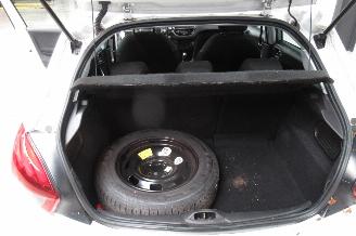 Peugeot 208 SEDAN picture 15