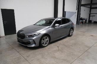 skadebil auto BMW 1-serie M-PACK 2022/4