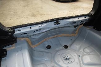 Toyota Yaris HYBRID picture 12
