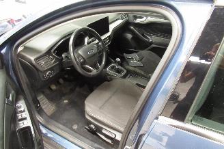 Ford Focus TITANIUM picture 16