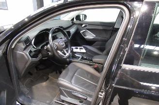 Audi Q3 SUV picture 10