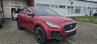Schadeauto Jaguar E-Pace R Dynamic S* AWD* Panoramaschuifdak*LED*Adaptive cruisecontrol*Soundsysteem*PDC*DAB+*Camera*Leren stoelen Elektrisch met stoelbediening Memory* 2018/12
