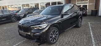 krockskadad bil auto BMW X5  2020/10