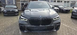 skadebil auto BMW X5  2022/12