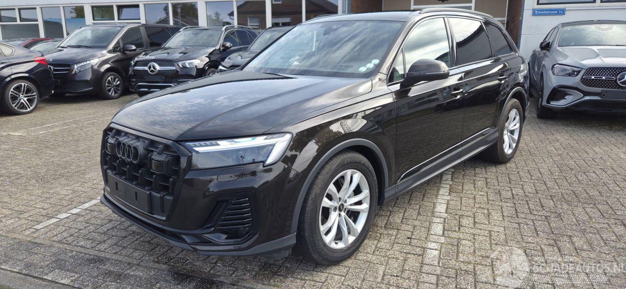 Audi Q7 50 TDI*MatrixLEDlicht*HeadUp*Luchtvering*AdaptiveCruisContol*B&O Sound*Leren stoelen met Memory*Camera*