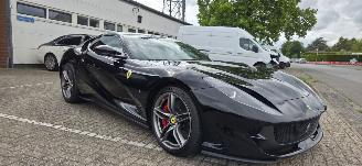 Schadeauto Ferrari 812 Superfast  2020/9