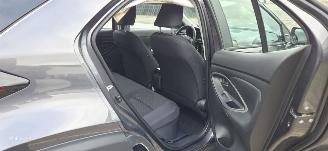 Toyota Yaris Cross  picture 11