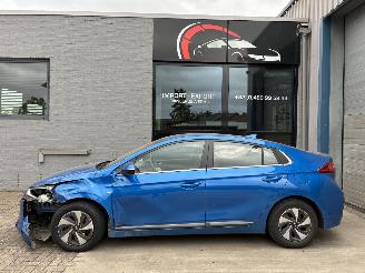 Auto incidentate Hyundai Ioniq HYUNDAI IONIQ HYBRIDE 2017 2017/4