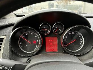 Opel Astra OPEL ASTRA 1.3D 2011 picture 13
