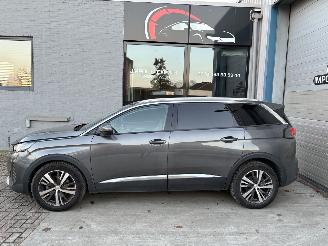 uszkodzony samochody osobowe Peugeot 5008 PEUGEOT 5008 1.5D 7 ZIT 2021 2021/4