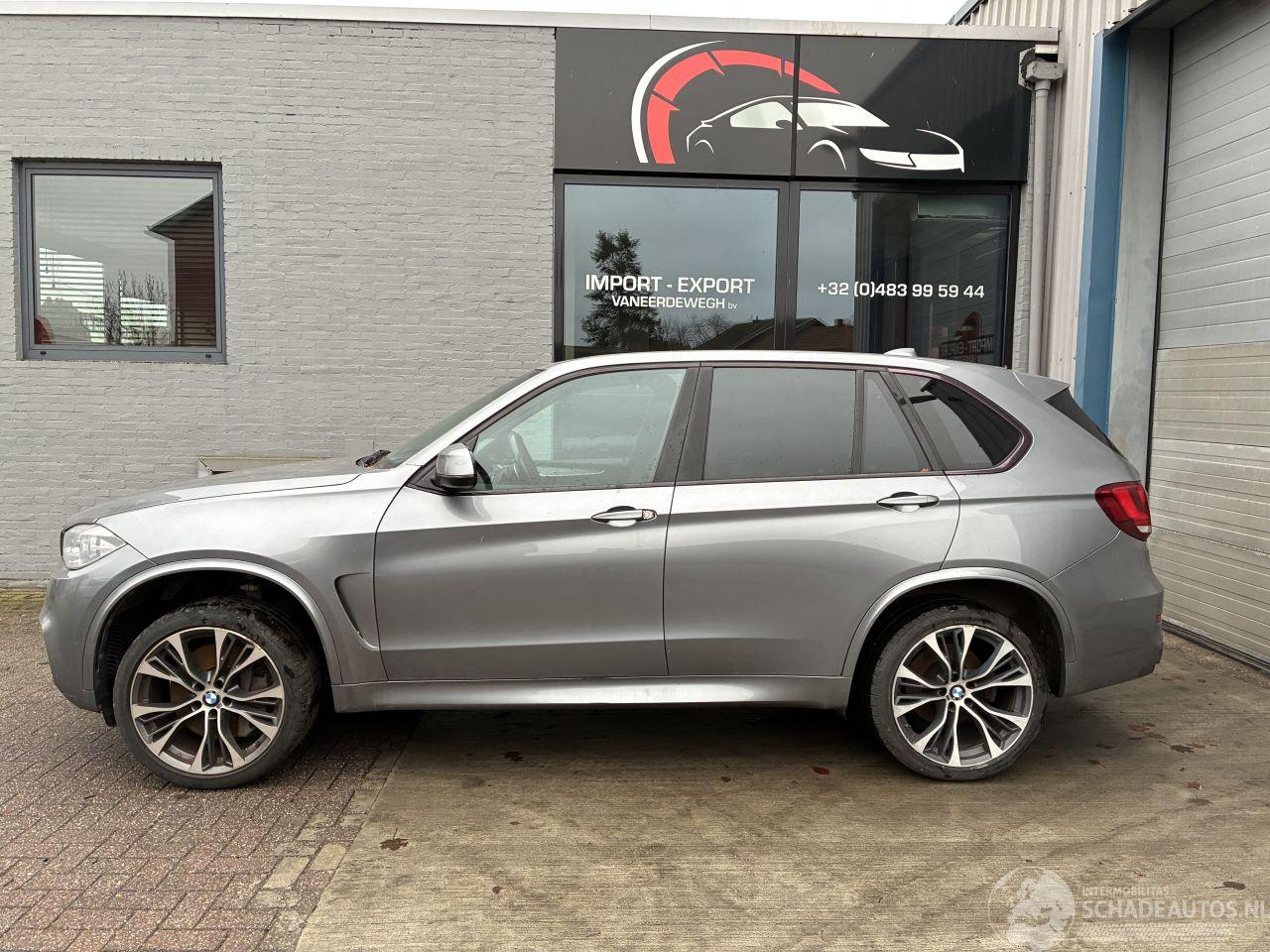 BMW X5 BMW X5 M50d 2015 MOTORSCHADE