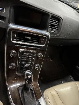 Volvo V-60 VOLVO V60 2.0D AUTOMAAT 2013 picture 8