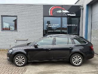 krockskadad bil auto Skoda Octavia SKODA OCTAVIA 1.6TDI DSG 2019 2019/2