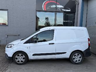 Avarii auto utilitare Ford Transit Courier Van FORD TRANSIT COURIER 1.5d 2020 2020/5