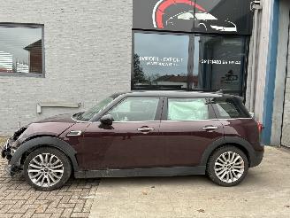 Coche accidentado Mini Clubman Mini Clubman Cooper D 2.0d automaat 2016 2016/3