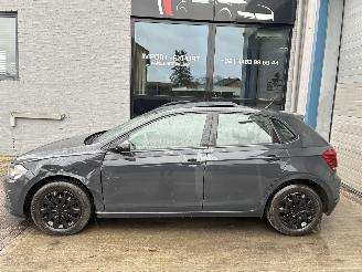 krockskadad bil auto Volkswagen Polo VW POLO 1.6TDI 2020 PANO 2020/6