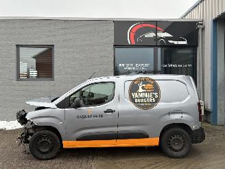 škoda osobní automobily Peugeot Partner PEUGEOT PARTNER 1.5D 2019 2019/10