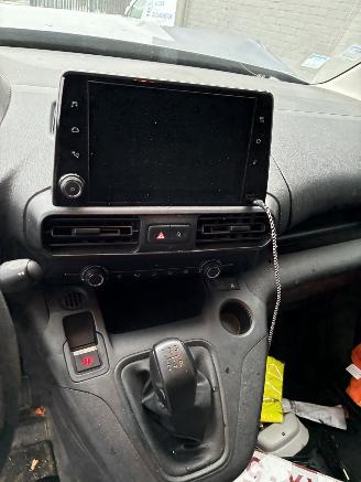 Peugeot Partner PEUGEOT PARTNER 1.5D 2019 picture 17