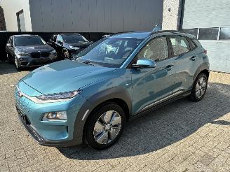 Coche accidentado Hyundai Kona HYUNDAI KONA 2021 ELEK 39kw 2021/10