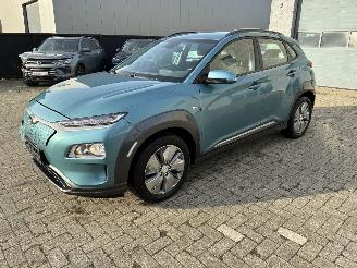 Voiture accidenté Hyundai Kona HYUNDAI KONA 2021 ELEK 2021/10