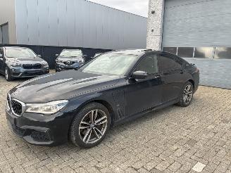 Damaged car BMW 7-serie BMW 740e M 2017 2017/9
