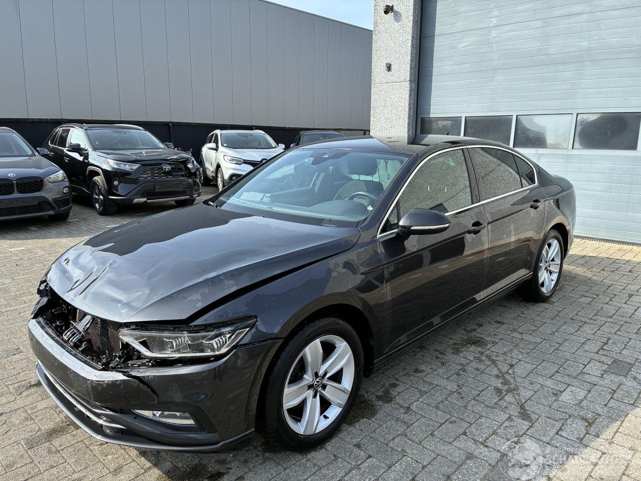 Volkswagen Passat VW PASSAT 1.6TDI DSG 2020