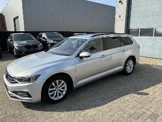 krockskadad bil auto Volkswagen Passat VW PASSAT 1.6TDI DSG 2019 2019/11