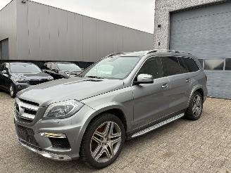 Voiture accidenté Mercedes Gl-klasse MERCEDES GL350d AMG 2015 7 ZIT 2015/12