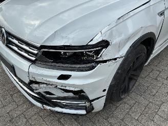 Volkswagen Tiguan VW TIGUAN 2.0D DSG R LINE 2017 picture 4