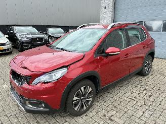 Coche accidentado Peugeot 2008 PEUGEOT 2008 1.5D AUTOMAAT 2019 2019/9