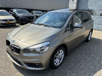 Damaged car BMW 2-serie BMW 216d 2015 2015/6
