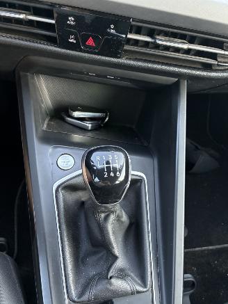 Volkswagen Golf VW GOLF 8 2.0TDI 2021 picture 15