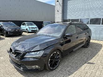 Schadeauto Skoda Superb SKODA SUPERB 2.0D DSG 2019 SPORT 2019/3