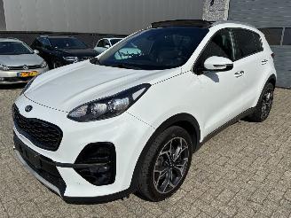 Damaged car Kia Sportage KIA SPORTAGE 1.6D AUTOMAAT GT 2021 2021/1