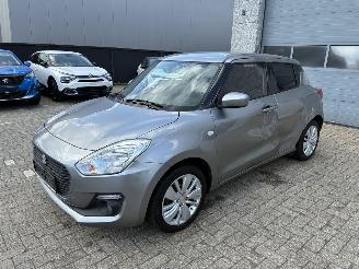 Coche accidentado Suzuki Swift SUZUKI SWIFT 1.2I AUTOMAAT 2020 2020/11