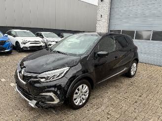 skadebil auto Renault Clio RENAULT CAPTUR 1.5D 2018 2018/6