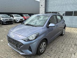 uszkodzony samochody osobowe Hyundai I-10 HYUNDAI I10 2024 2024/5