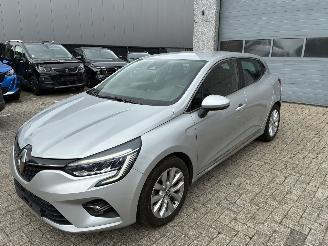 skadebil auto Renault Clio RENAULT CLIO 1.5D 2020 2020/6