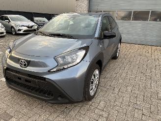 Schadeauto Toyota Aygo TOYOTA  AYGO X 1.0I 2025 2025/4