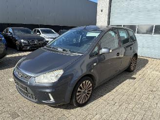 damaged passenger cars Ford C-Max FORD C MAX 1.8I 2008 2008/5