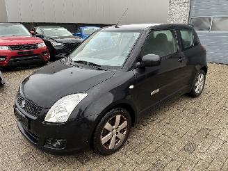 Vaurioauto  passenger cars Suzuki Swift SUZUKI SWIFT 1.3I 2008 2008/8