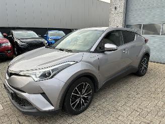 Damaged car Toyota CH-R TOYOTA CHR HYBRID 2017 2017/8