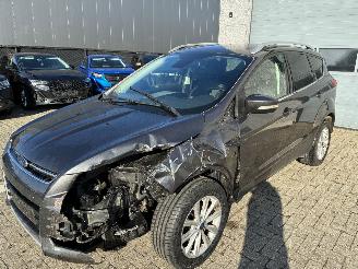 Unfallwagen Ford Kuga FORD KUGA 1.5I 2016 2016/10